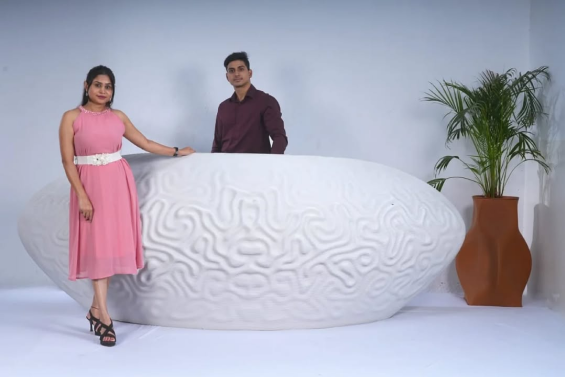 White Reception Desk - Image 3